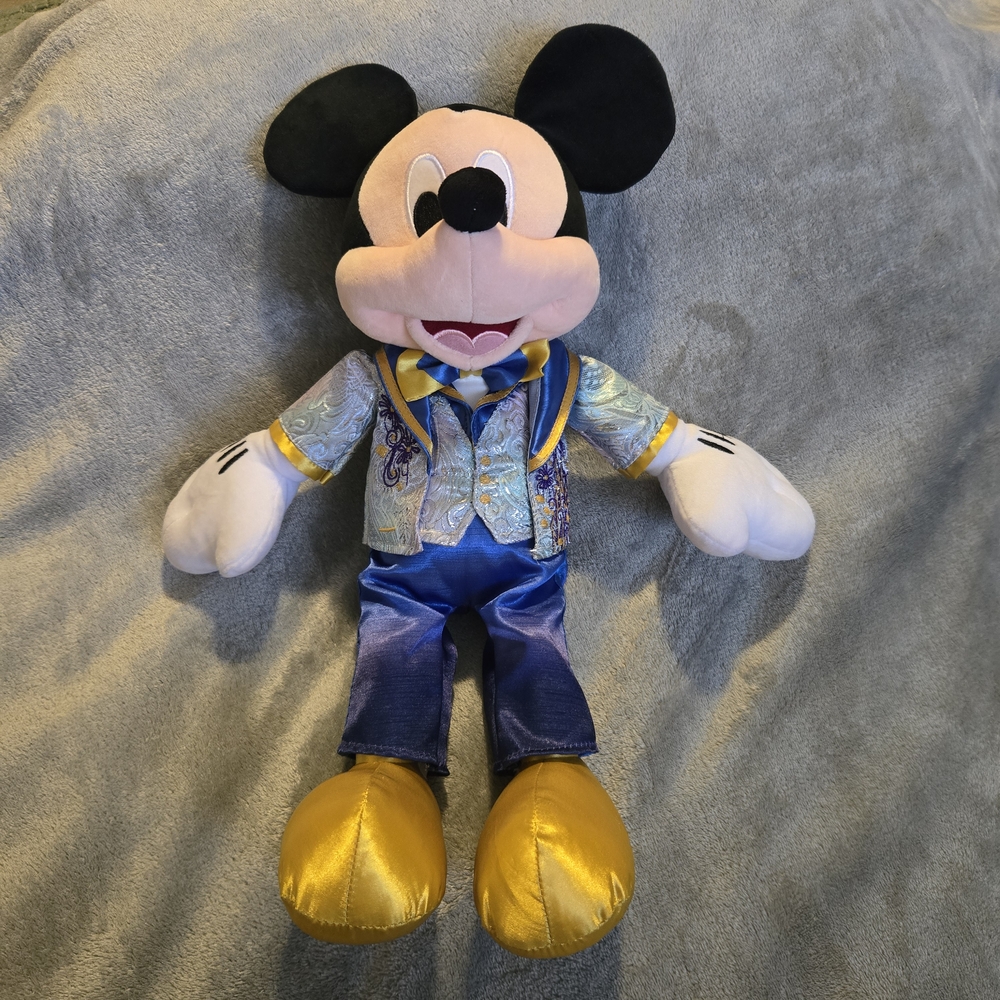 Mickey Mouse Plush 14" Walt Disney World 50th Anniversary 2021 Limited Edition